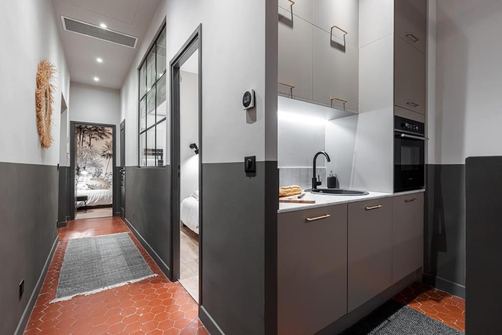 La Croix - Old Town Modern Apartment - 2 Bedrooms นีซ ภายนอก รูปภาพ