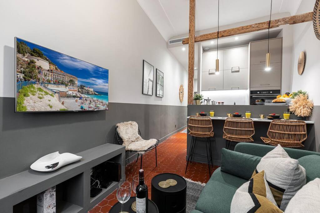 La Croix - Old Town Modern Apartment - 2 Bedrooms นีซ ภายนอก รูปภาพ