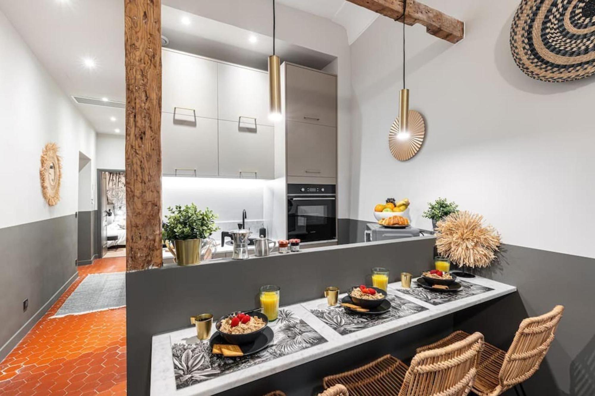 La Croix - Old Town Modern Apartment - 2 Bedrooms นีซ ภายนอก รูปภาพ